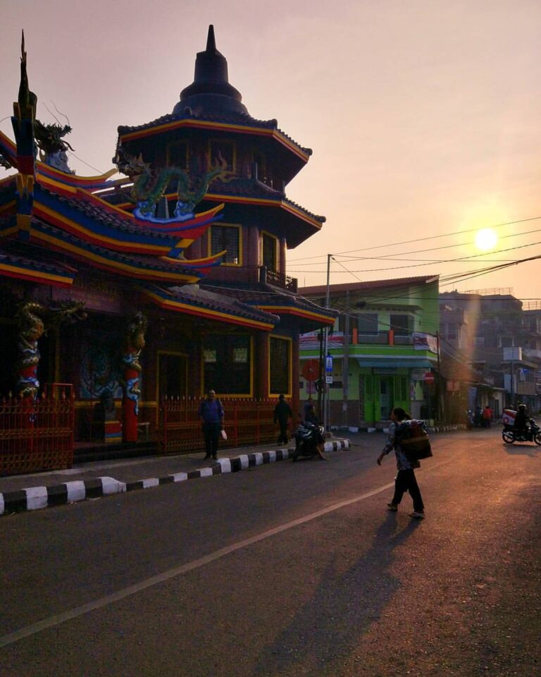 #exploresukabumi photo by  taken around Vihara Widhi Sakti...