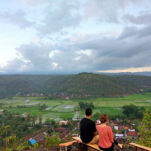 #explorebima Photo today by  taken at Bukit Jatiwangi, Kota Bima, NTB.

Tag tema...