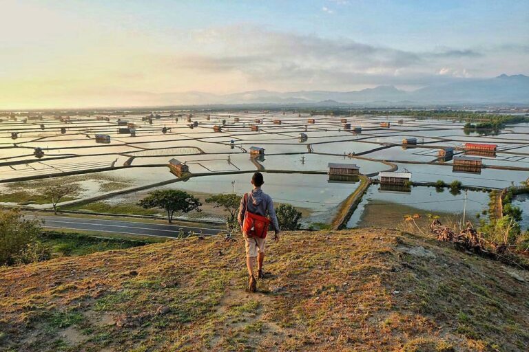 #explorebima Photo today by   taken at Salt Field, Bima, NTB.

Tag teman kamu ya...