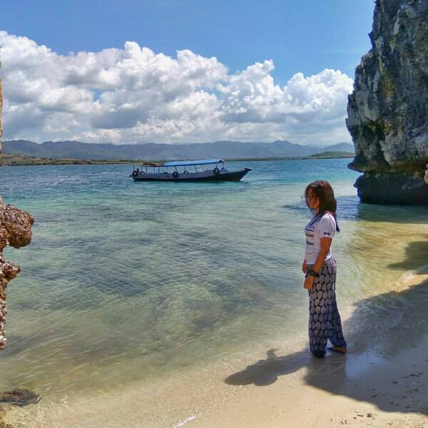#explorebima Photo today by   taken at Bajo Pulo, Bima, NTB.

Tag teman kamu yan...