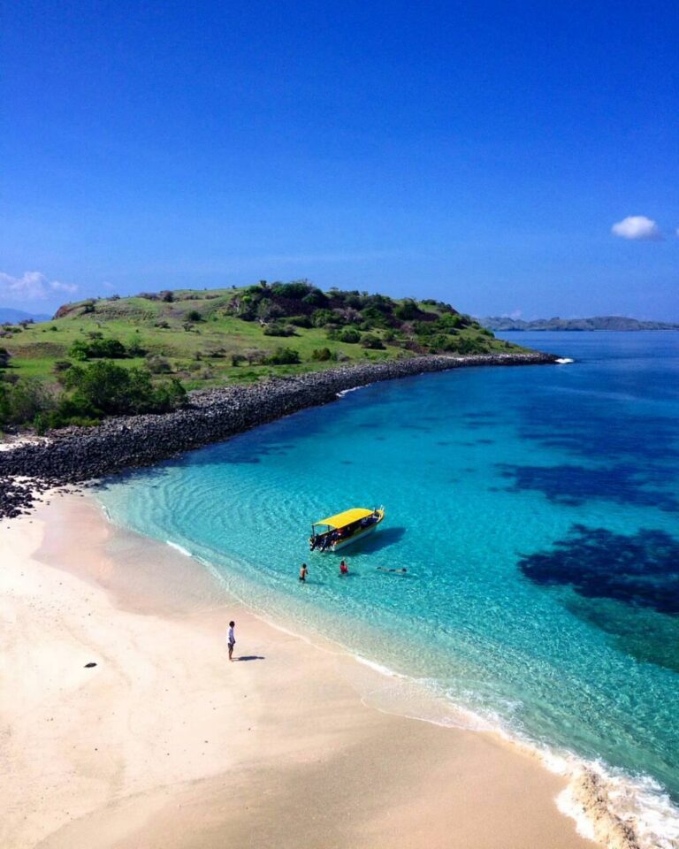 #explorebima Photo today by  taken at Tanjung Meriam, Lambu, Bima, NTB.

Tag tem...