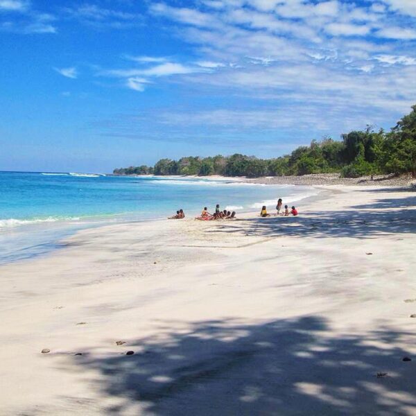 #explorealor Photo today by  Taken around at Pantai Manatang, Alor, Nusa Tenggar...