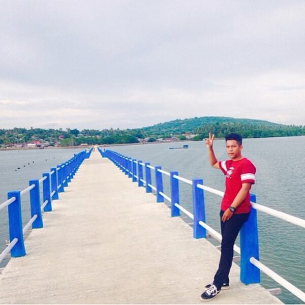 Photo today by  taken at jembatan penyebrangan lowu-lowu puma. #explorebaubau #t...
