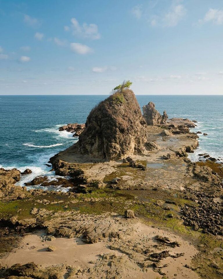 #explorejogja photo today by  taken at Pantai Watu Lumbung, Gunungkidul....