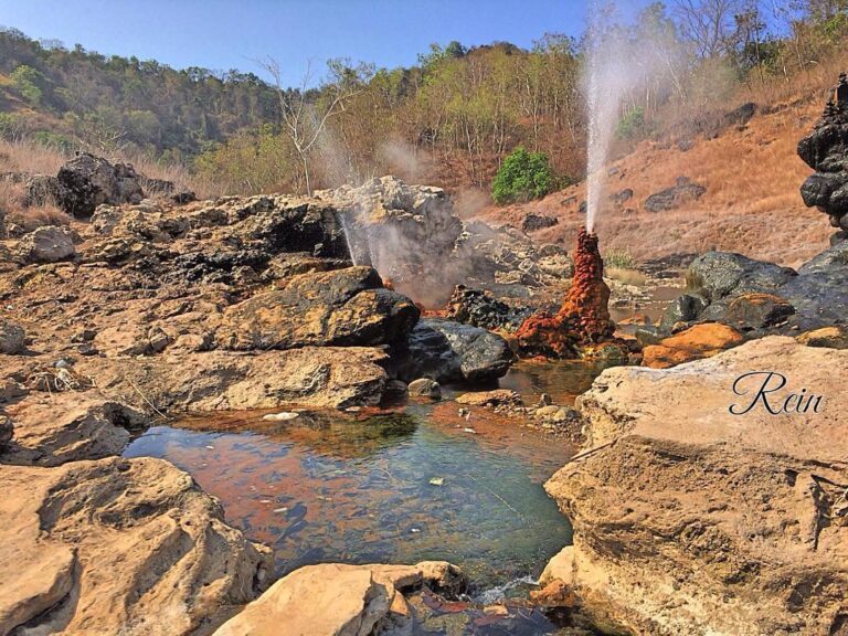 #explorealor Photo today by  Taken around at Pusat Air Panas Tuti, Bukapiting, A...