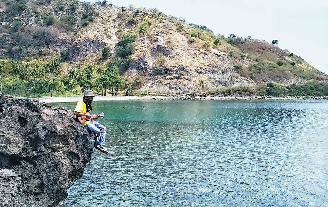 Pantai Oi Fanda