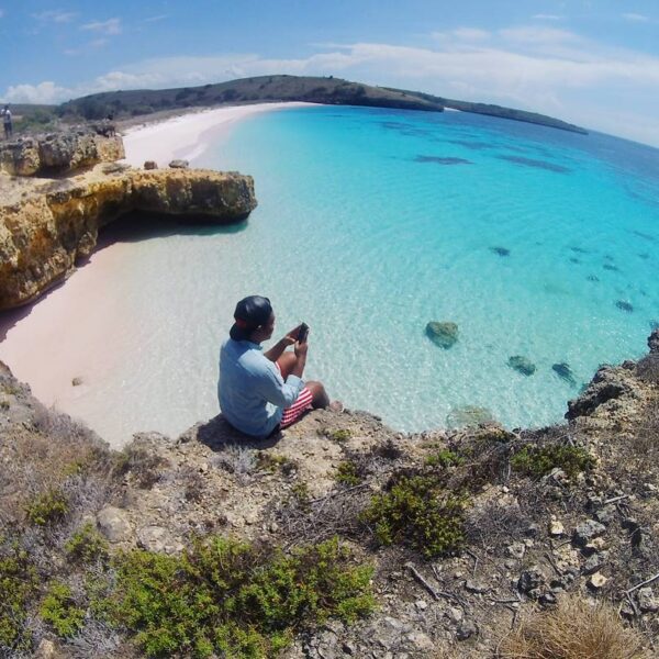 #explorebima Photo today by  taken at Pink Beach

#exploreindonesia...