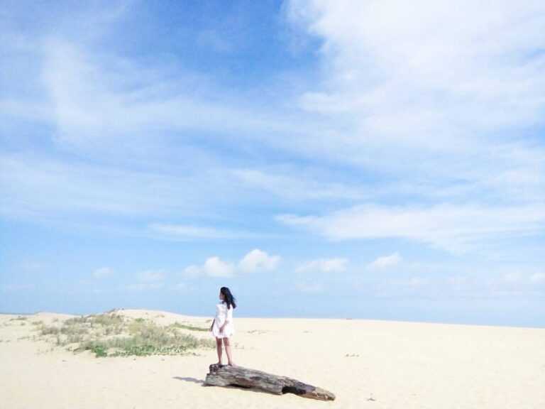 #exploresukabumi photo by  taken at Pantai Muara Cipanarikan, #UjungGenteng...