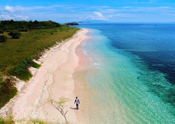 #explorebima Photo today by  taken at Kelapa Island

#exploreindonesia...