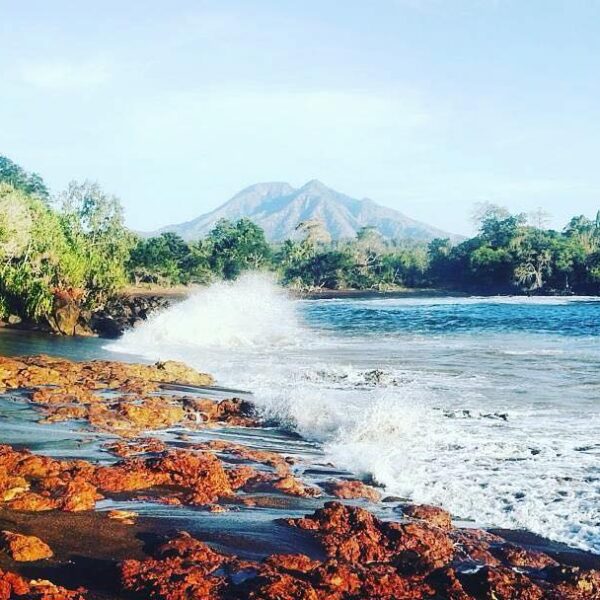#explorealor Photo today by  Taken around at Pantai Puntaro - Pasir 3 Warna, Pan...
