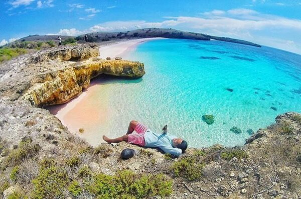 #explorebima Photo today by  taken at Pink Beach

#exploreindonesia...