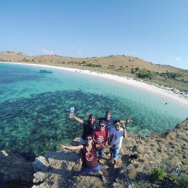 #explorebima Photo today by  taken at Toro Maria Beach
#exploreindonesia...