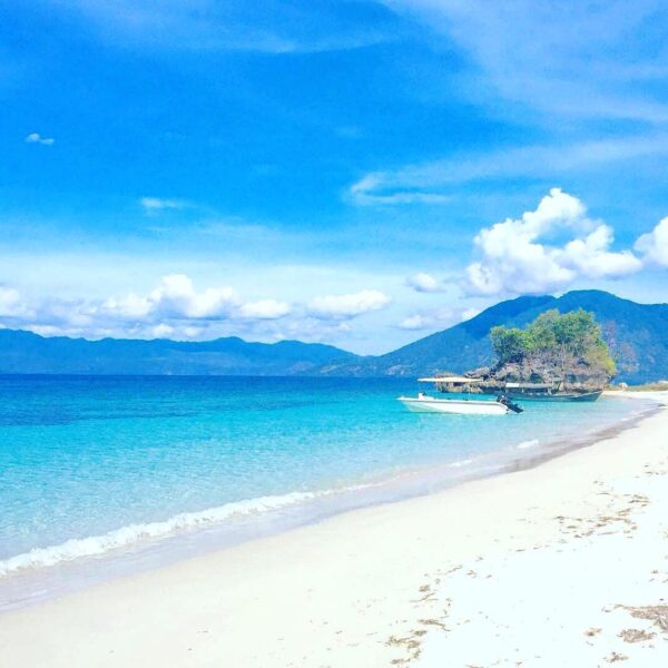 #explorealor Photo today by  Taken around at Pantai Javatoda, Alor, Nusa Tenggar...