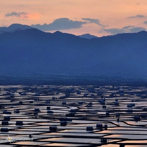 #explorebima Photo today by  taken at Salt Farm
#exploreindonesia...