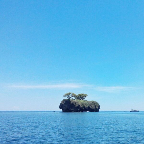 #explorebima Photo today by  taken at Ular Island Pai Wera
#exploreindonesia...