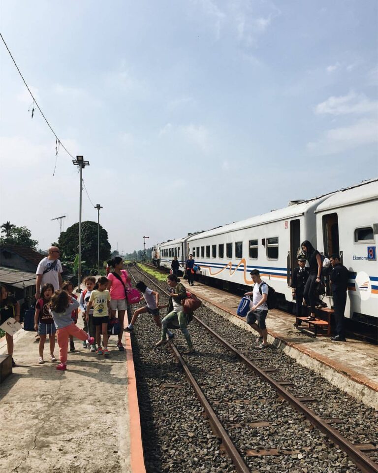 #exploresukabumi photo by  taken at Stasiun Cisaat...