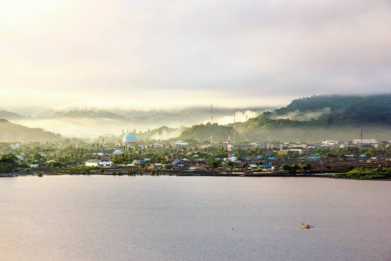#explorebima Photo today by  taken at Ule Beach ( view : Landmark of Bima City )...