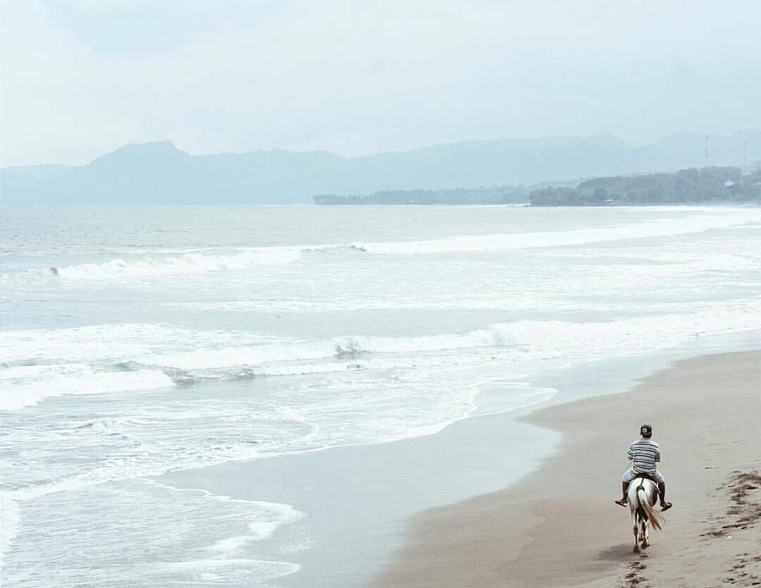 #exploresukabumi photo by  taken at Pantai Citepus, #Palabuhanratu...