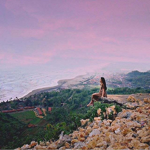 #explorejogja photo today by  taken at Bukit Paralayang, Parangtritis, Bantul....