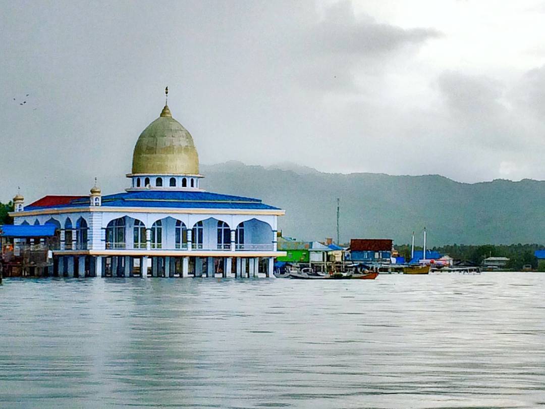 #explorebima Photo today by  taken at Around Sape
#exploreindonesia...