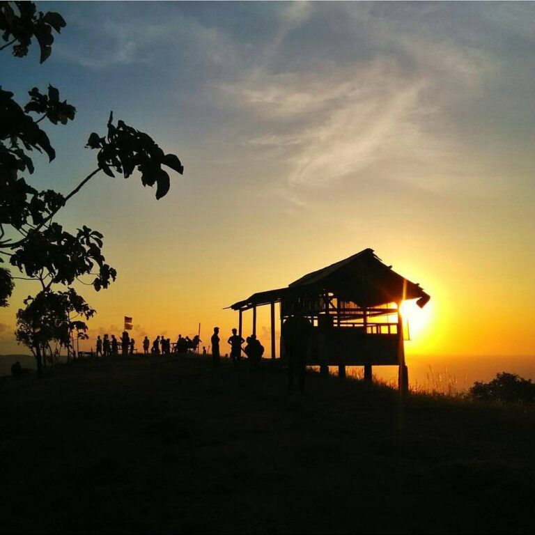 #exploresukabumi photo by  taken at Puncak Darma, #ciletuhpalabuhanratugeopark...
