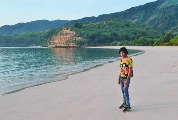 #explorebima Photo today by  taken at Lingi Beach Sape Lambu
#exploreindonesia...