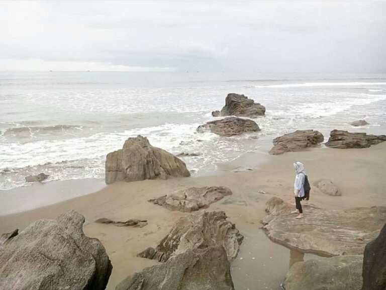 #exploresukabumi photo by  taken at Pantai Citepus, #Palabuhanratu...