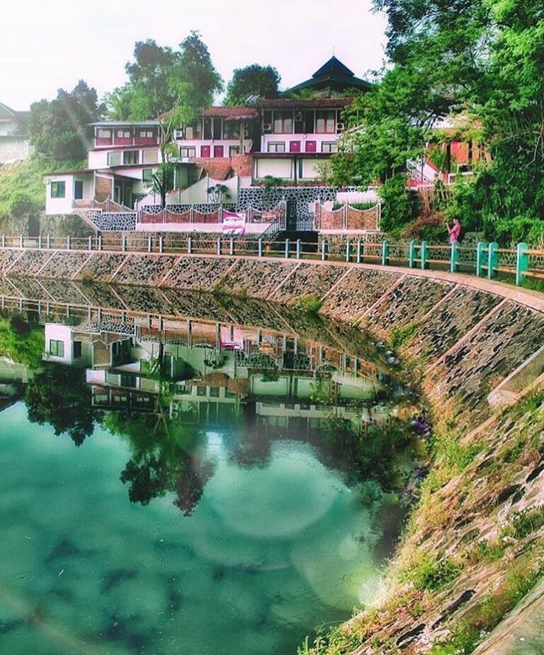 #explorejogja photo today by  taken around Embung Tambak Boyo, Sleman....
