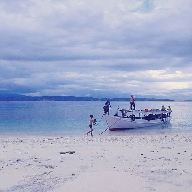 #explorebima Photo today by  taken at Kelapa Island Sape
#exploreindonesia...