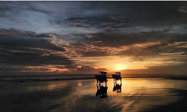 #explorejogja photo today by  tken at Pantai Parangtritis, Bantul....