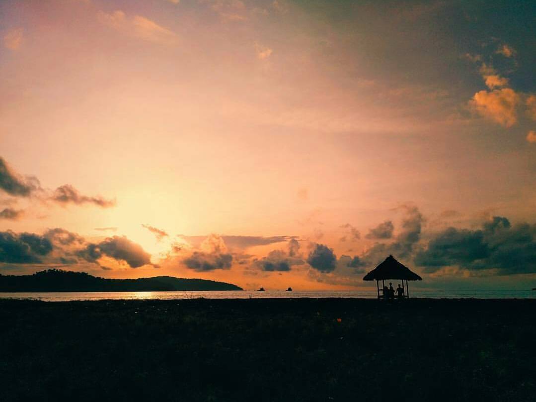 #exploresukabumi photo by  taken at Pantai Palangpang, #ciletuhpalabuhanratugeop...