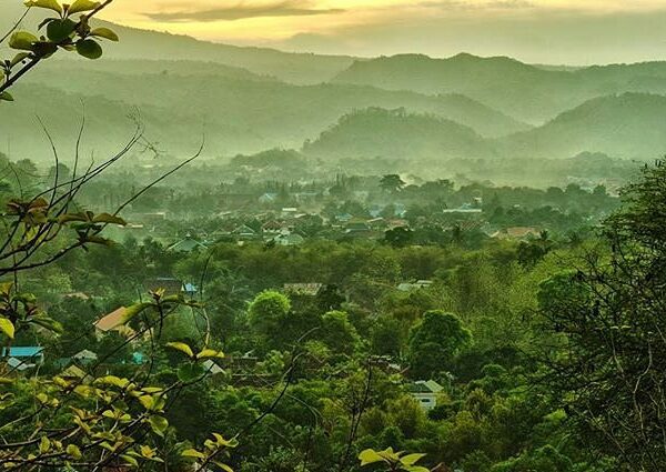 #explorebima Photo today by  taken at Danataraha (Rade Raja)
#exploreindonesia ...