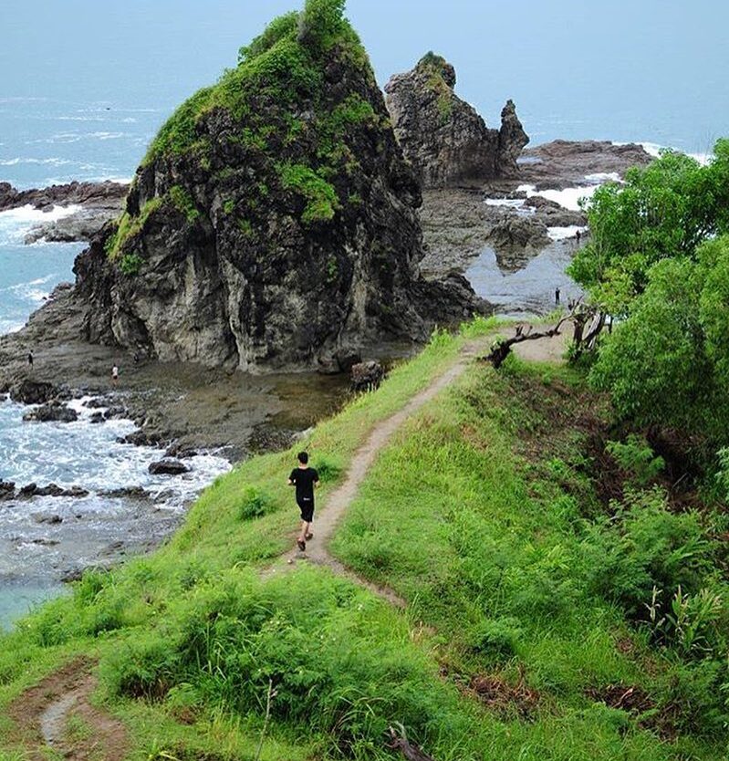 #explorejogja photo today by  taken at Pantai Watu Lumbung, Gunungkidul....