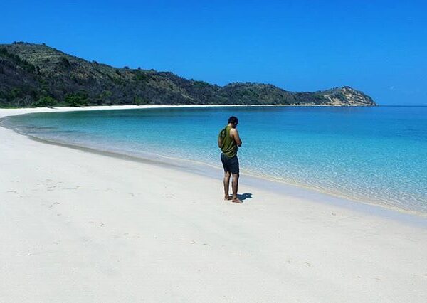#explorebima Photo today by  taken at  Lingi Beach Lambu Sape

#exploreindonesia...