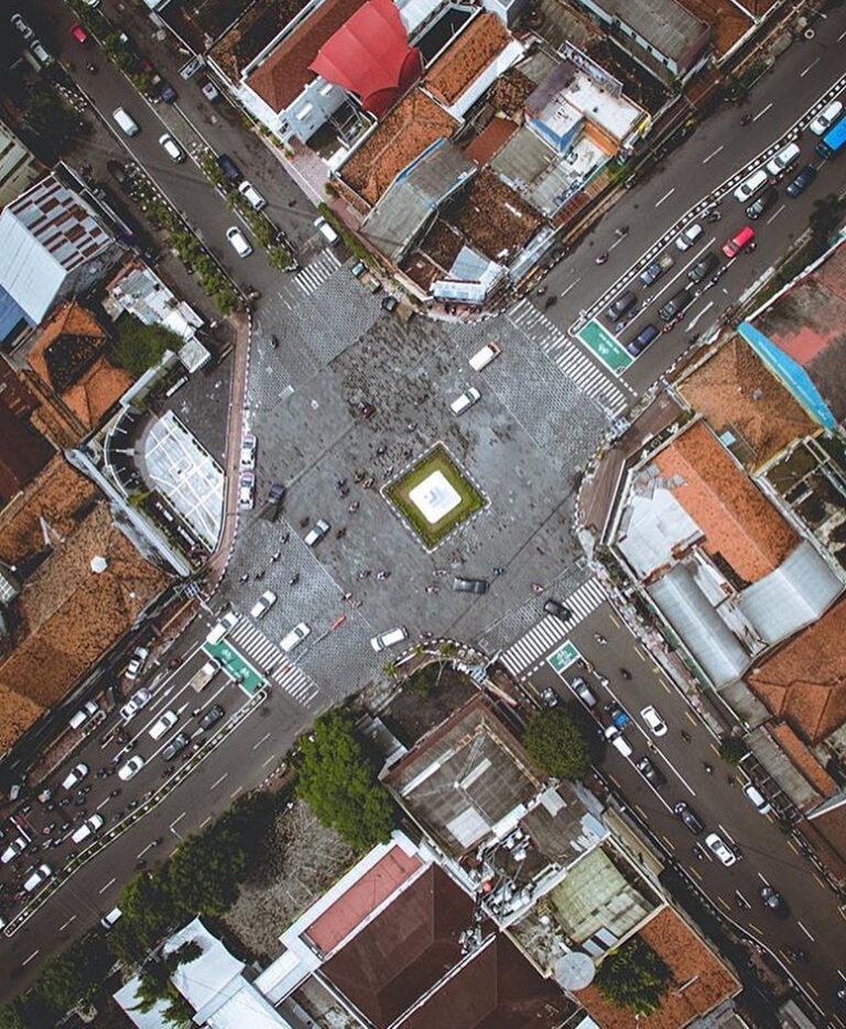 #explorejogja view from the top, covering Tugu Yogyakarta by  
So, how's your we...