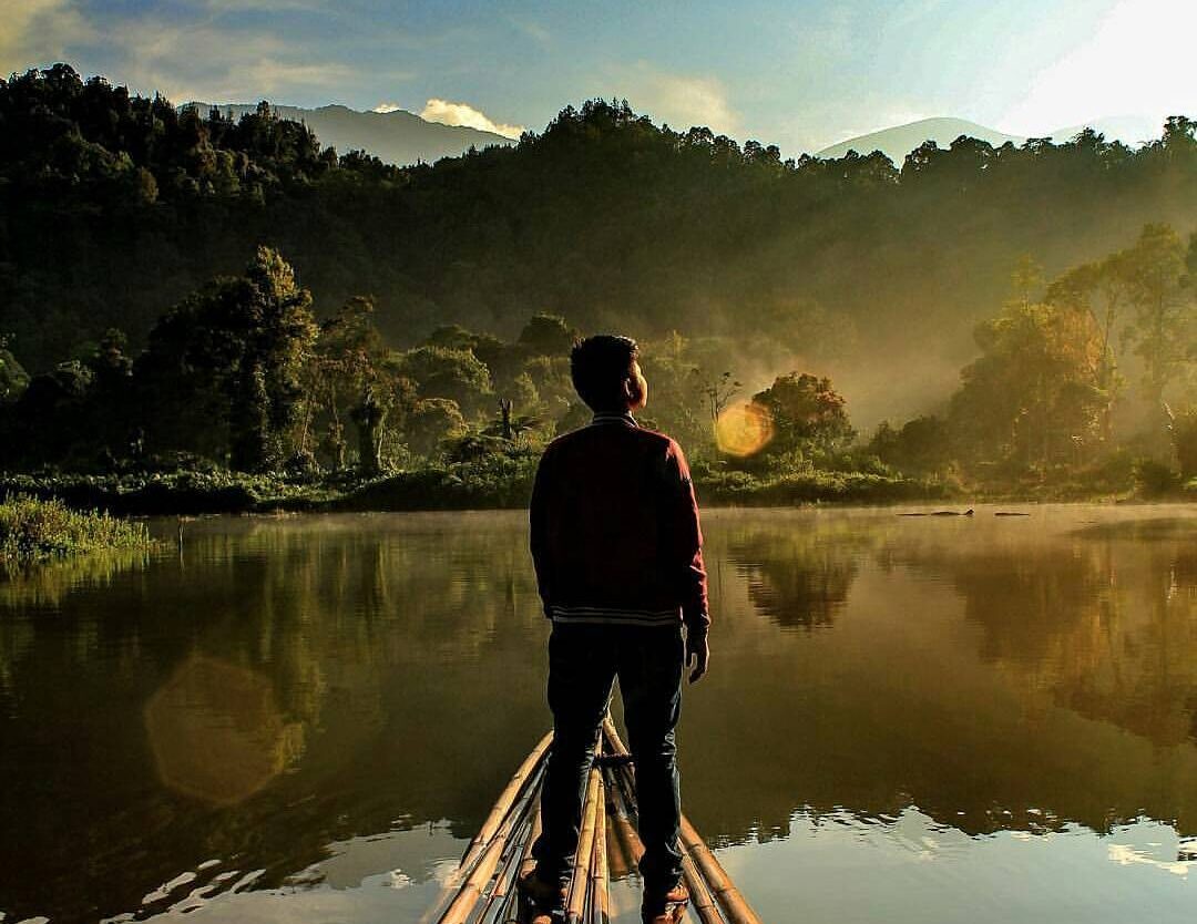 #exploresukabumi photo taken at Situ Gunung, Taman Nasional Gunung Gede-Pangrang...