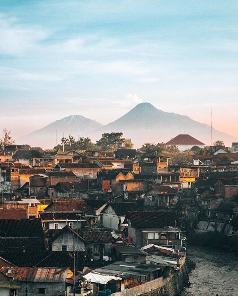 #explorejogja photo today by  taken around Kali Code....