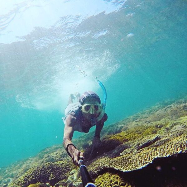 #explorebima Photo today by  taken at Bajo Pulo Beach Sape

#exploreindonesia 
#...