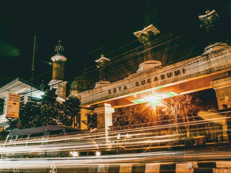 #exploresukabumi photo by  taken around Alun-alun Kota #Sukabumi...