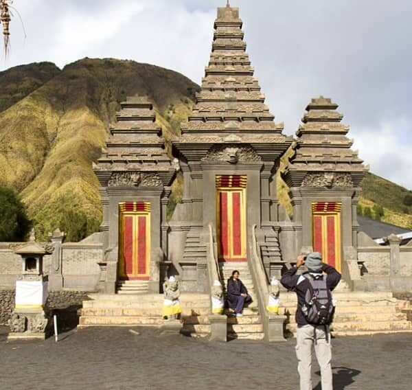 Ada yang rencana mau liburan ke Bromo?
.
Kalau ada, kalian jangan sampai melewat...