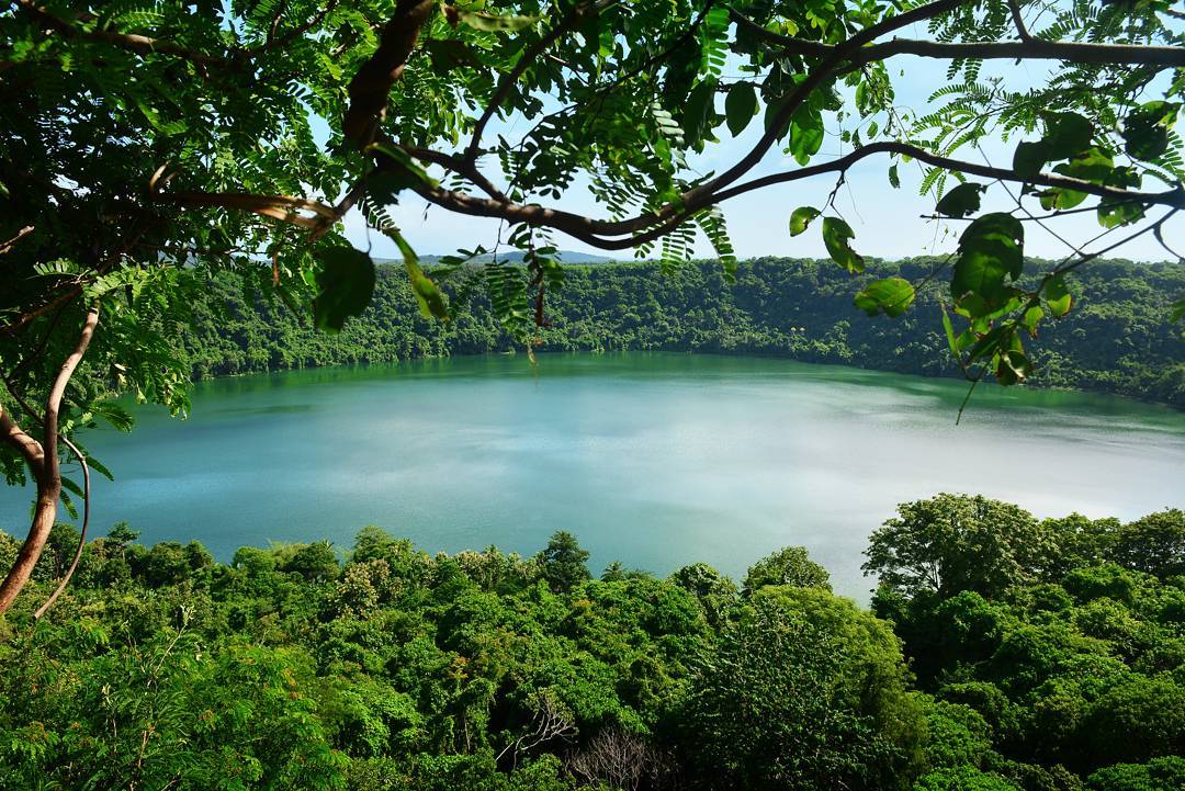Danau Waibelen, atau dikenal masyarakat luas dengan nama Danau Asmara merupakan ...