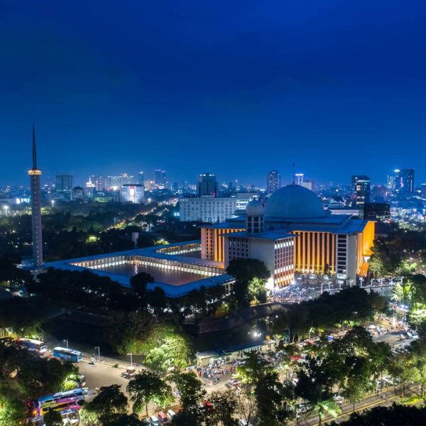 Istiqlal dalam bahasa Arab berarti Merdeka. Masjid Istiqlal dibangun di bekas Ta...