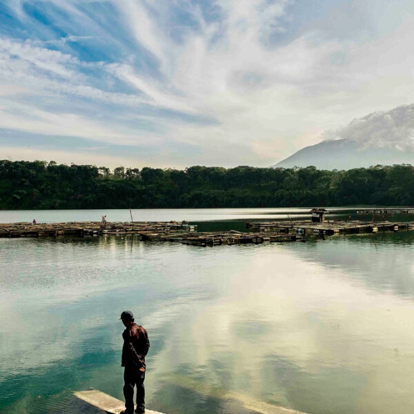 Jelajah Ranu (Ranu Pakis)
.
Ranu (danau) Pakis, yang terletak di kaki gunung Lem...