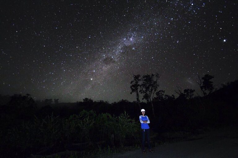 Hallo selamat malam sahabat explorealor,  mengucapkan selamat memasuki Bulan Pen...