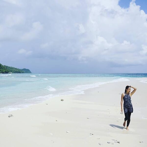 Pulau Nailaka salah satu pulau tak berpenghuni paling cantik di Banda Neira, den...