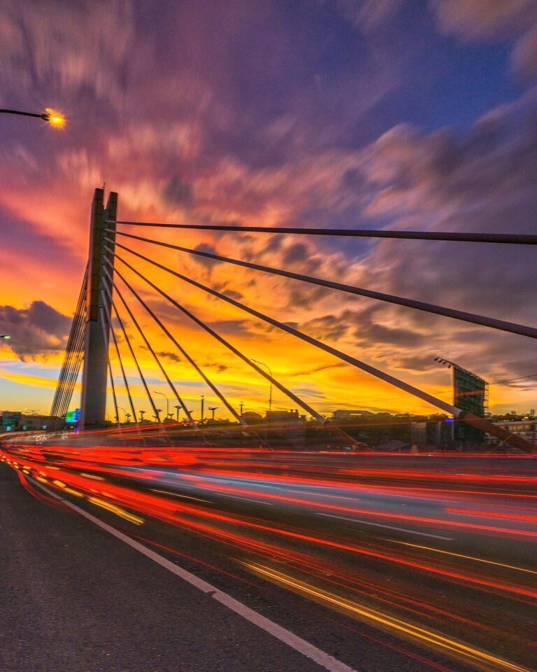 A flicker of a blazing sunset peeks through the Pasupati bridge. Captured by 
#e...