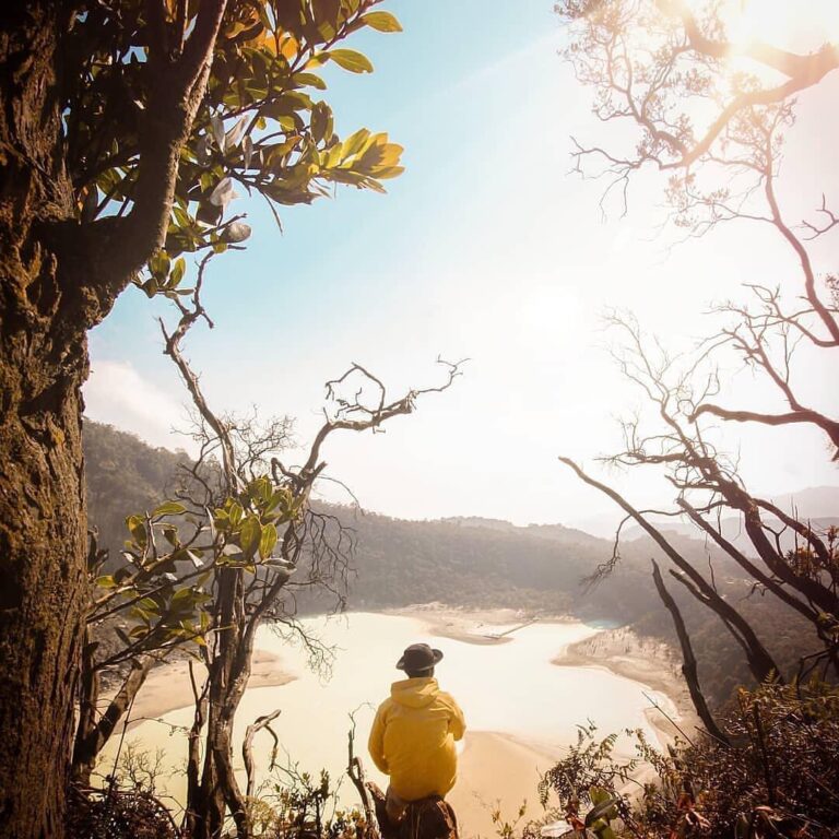 Appreciate the beauty of nature as you learn to appreciate life. #explorebandung...