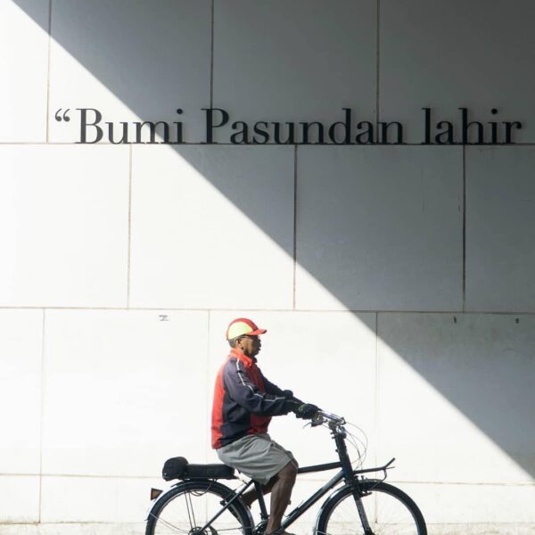 Cycle to work not only enhance your mood with endorphines, but you’re also helpi...