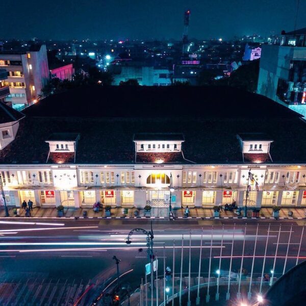 De Vries, now known as OCBC Bank, is one of the heritage building in Bandung cit...
