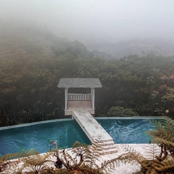 Dive into the serenity with a morning view in the highland of Bandung city.
-
Ca...
